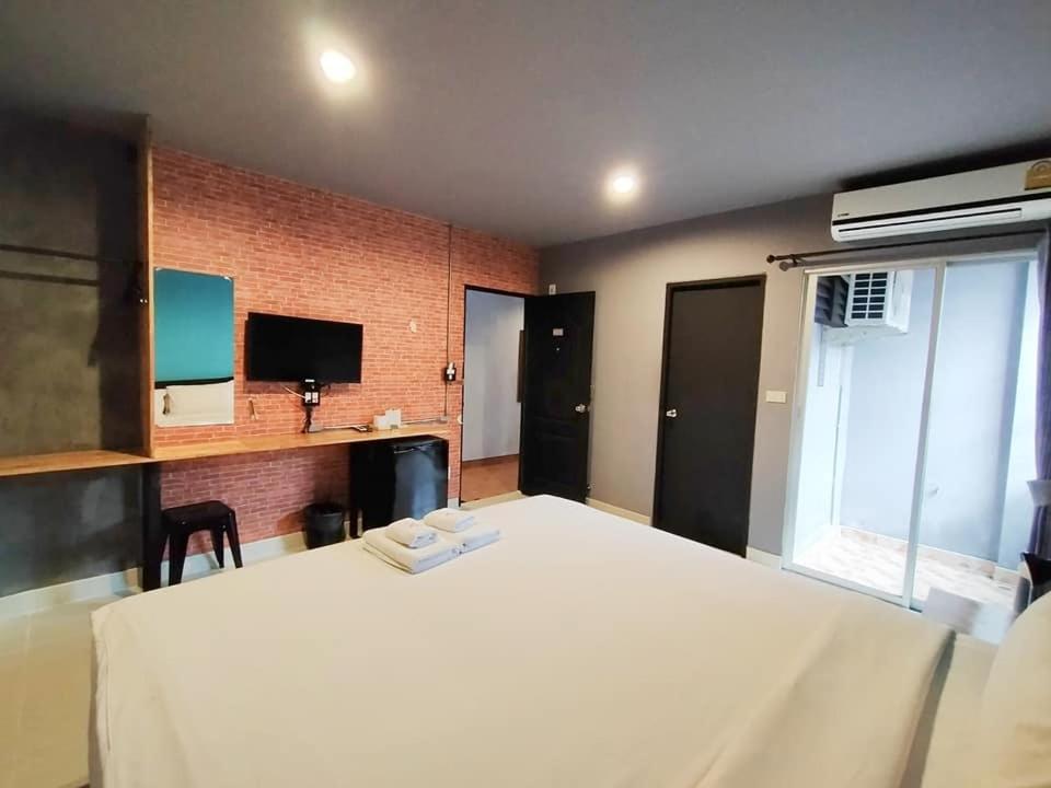 Hotel Passion Nakhon Szi Thammarat Kültér fotó