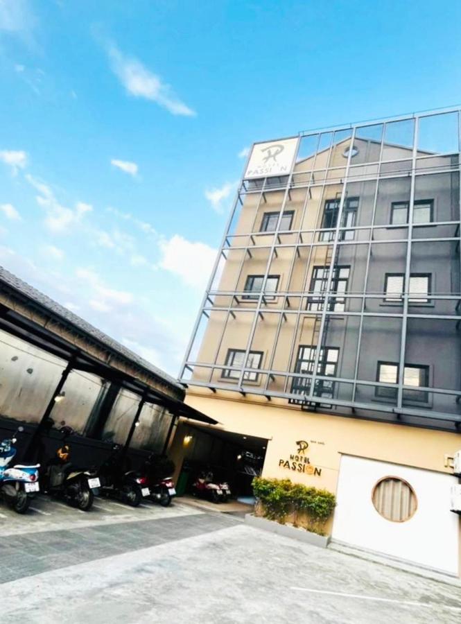 Hotel Passion Nakhon Szi Thammarat Kültér fotó