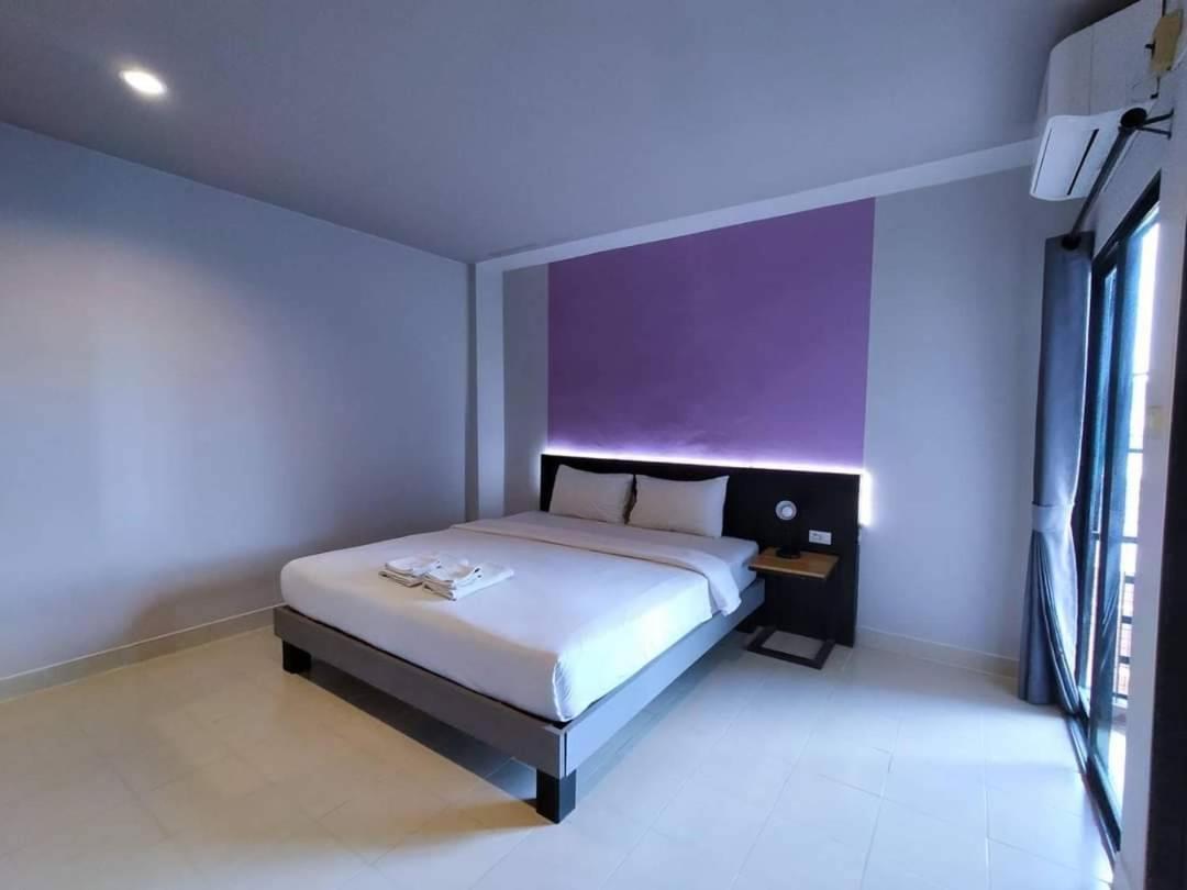 Hotel Passion Nakhon Szi Thammarat Kültér fotó